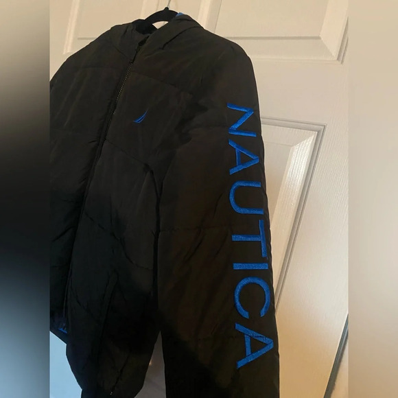 Nautica NWT Youth Blue Black Hooded Signature Puffer Coat - Picture 2 of 4